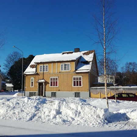 Firsthome Guesthouse Jakobstad Eksteriør bilde