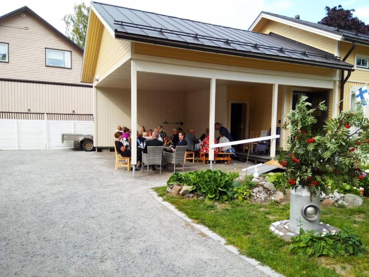 Firsthome Guesthouse Jakobstad Eksteriør bilde