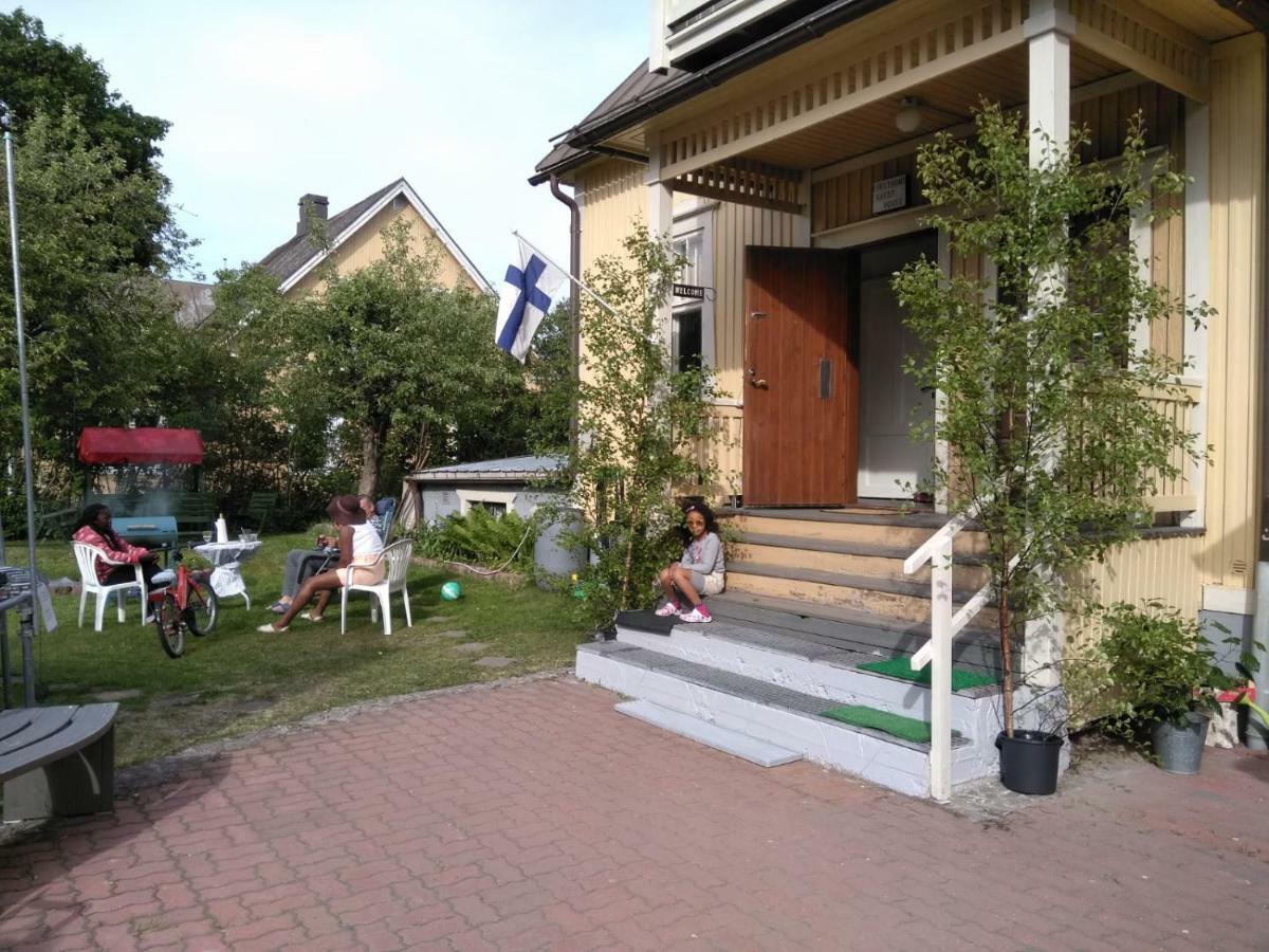 Firsthome Guesthouse Jakobstad Eksteriør bilde