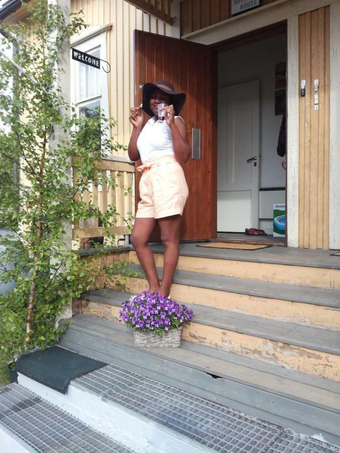 Firsthome Guesthouse Jakobstad Eksteriør bilde